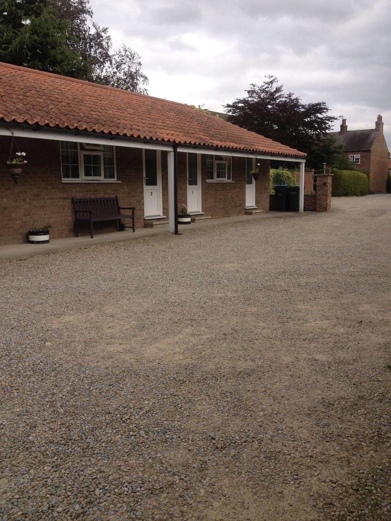 The New Inn Motel York Bagian luar foto