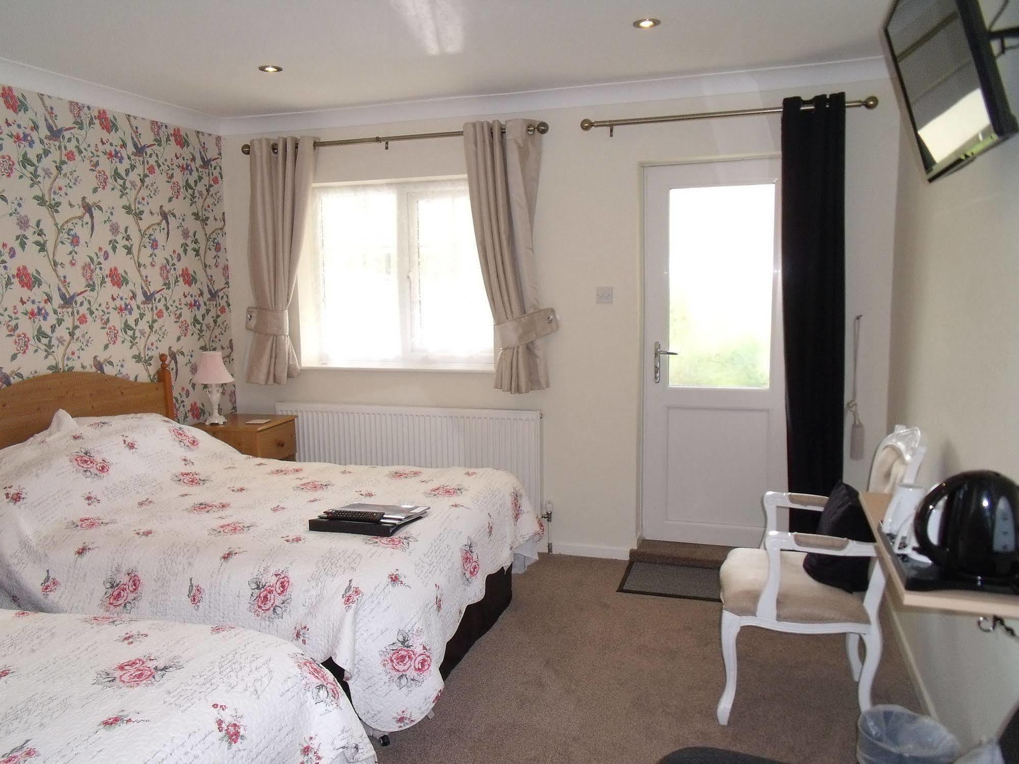 The New Inn Motel York Bagian luar foto